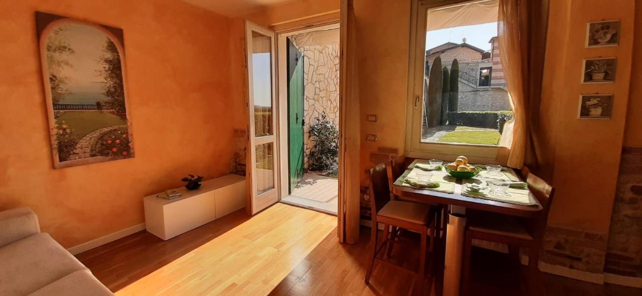 סאלו Holiday House Sole מראה חיצוני תמונה