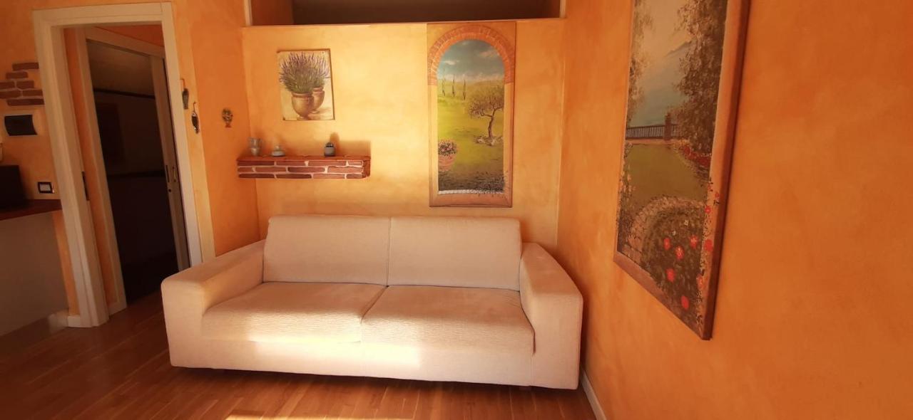 סאלו Holiday House Sole מראה חיצוני תמונה