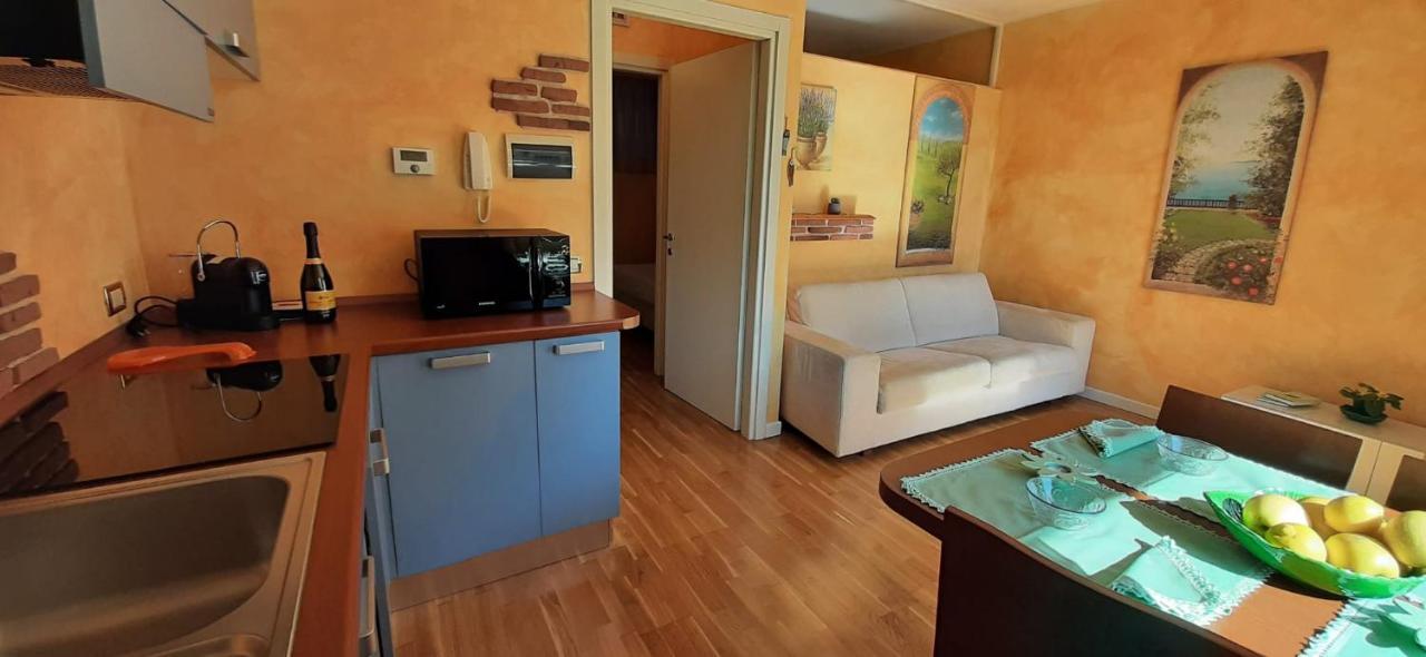 סאלו Holiday House Sole מראה חיצוני תמונה
